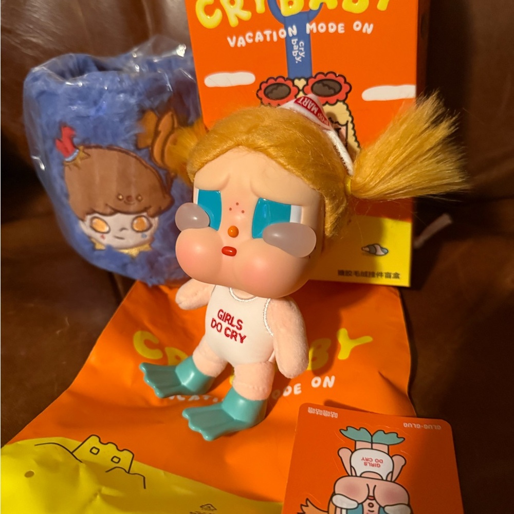 Pop Mart Dimoo cup & Crybaby Girls Do Cry Doll Glug Glug